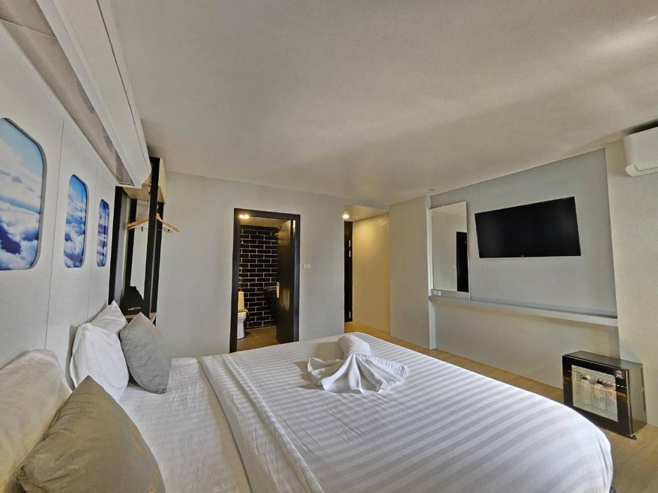 Oscar Palace Hotel & Wellness Center Ban Khlong Phruan Esterno foto
